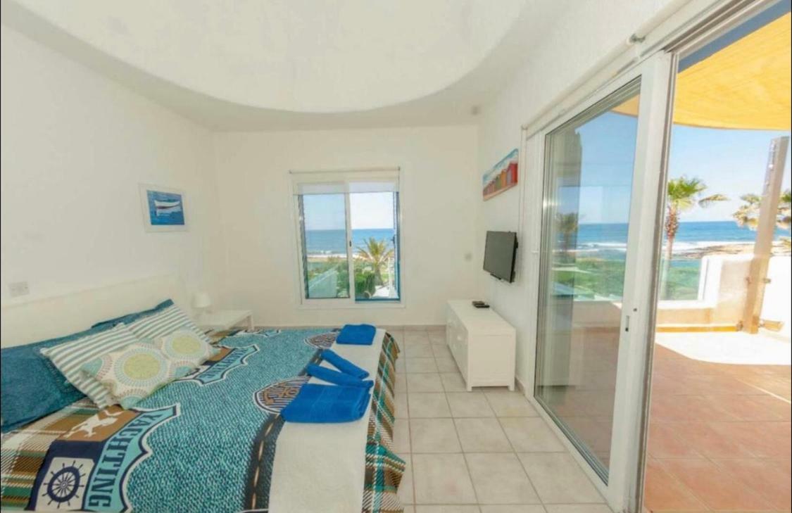 34 Beach Villa 파포스 외부 사진